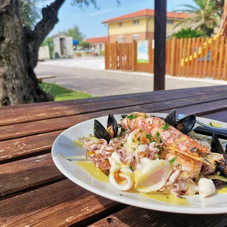 Lido Blu - Beachfront & Lido di Camaiore