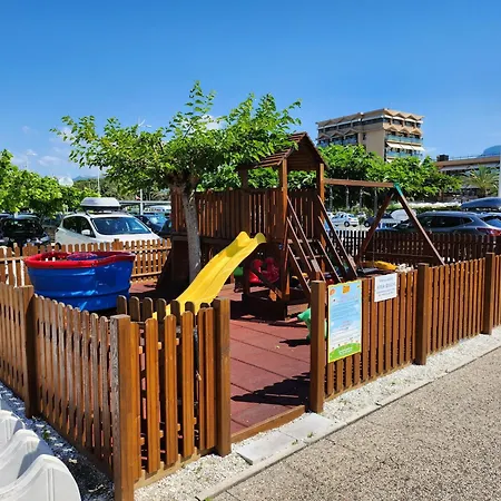 Lido Blu - Beachfront & * Lido di Camaiore