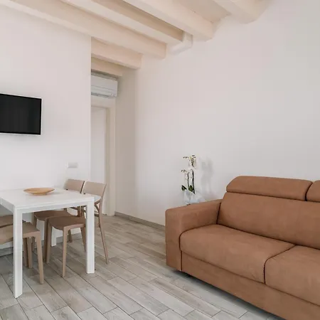 Lido Blu - Beachfront & Lido di Camaiore