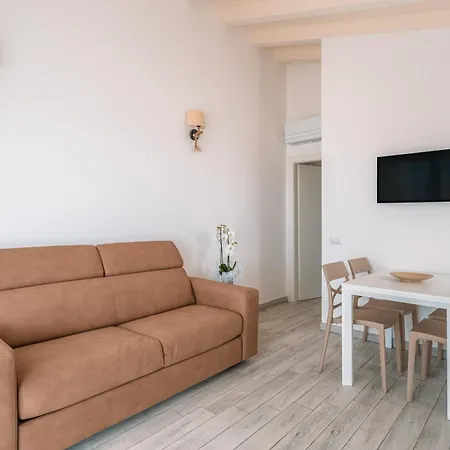 Lido Blu - Beachfront & * Lido di Camaiore